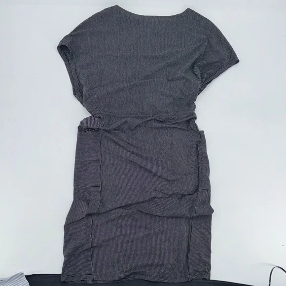 UEC Marine Layer Lola Cocoon Dress Gray Stripe Size S - Picture 8 of 10